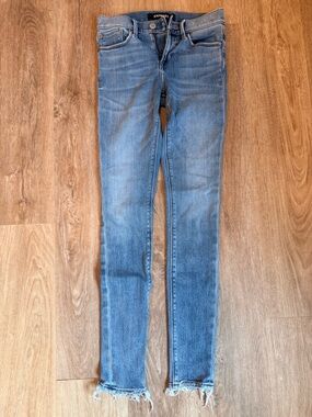 Express Skinny Jeans in Light Blue Wash with Raw Hem